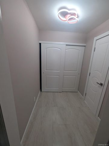 40 Brighton 1st Road 7O, Brooklyn, NY 11235