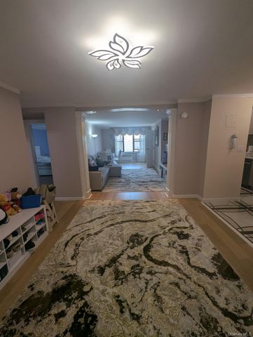 40 Brighton 1st Road 7O, Brooklyn, NY 11235