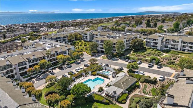 950 Cagney Lane 201, Newport Beach, CA 92663