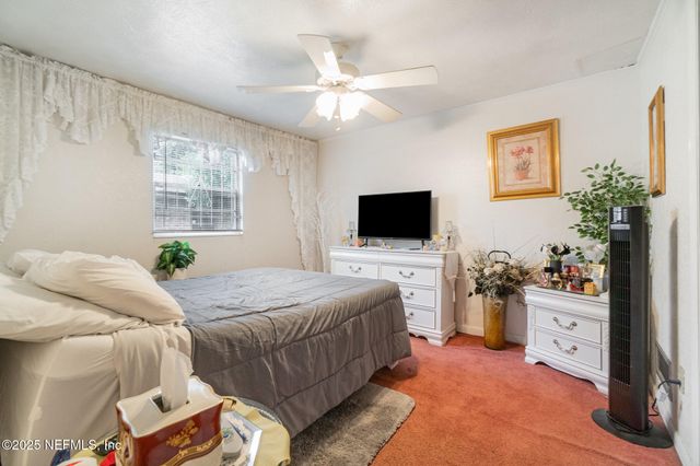 2153 COURTNEY Drive, Jacksonville, FL 32208