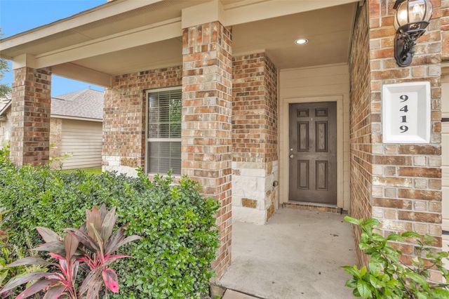 9419 Elliotts Court, Conroe, TX 77304