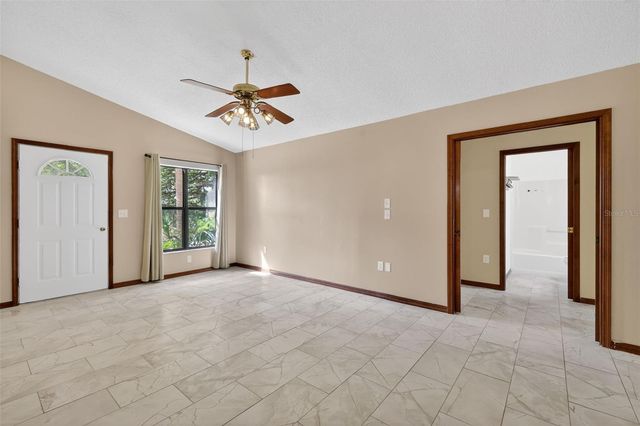 40248 ORANGE CIRCLE, Lady Lake, FL 32159