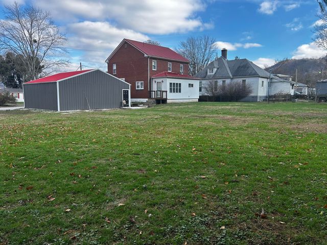 406 Front Street, Vanceburg, KY 41179