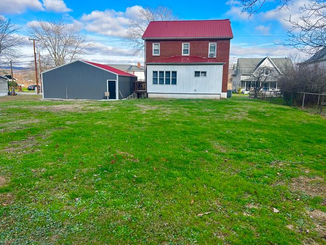 406 Front Street, Vanceburg, KY 41179