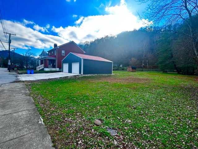 406 Front Street, Vanceburg, KY 41179