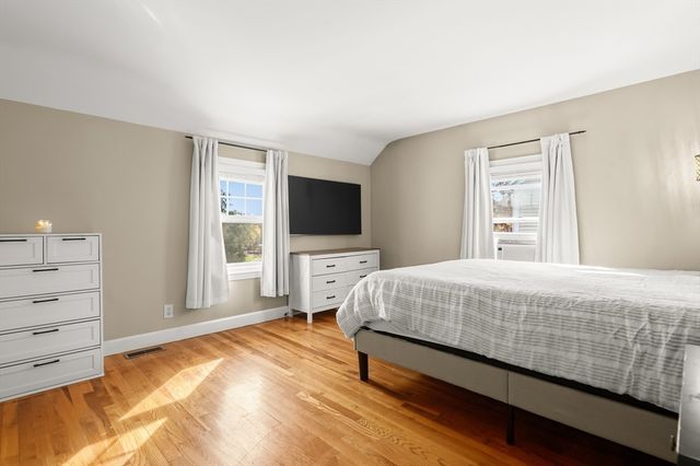 106 Forest St, Arlington, MA 02474