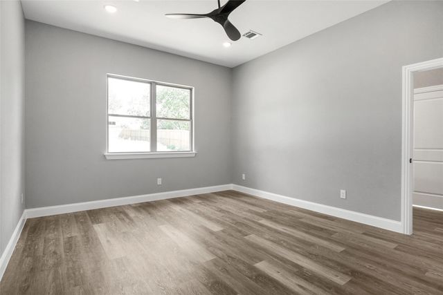 817 E 2nd Street, Weatherford, TX 76086