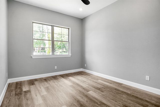 817 E 2nd Street, Weatherford, TX 76086