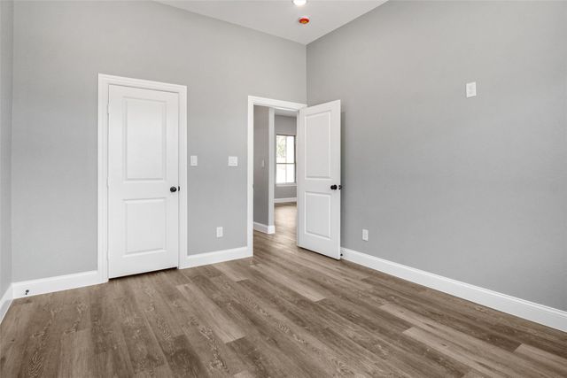 817 E 2nd Street, Weatherford, TX 76086