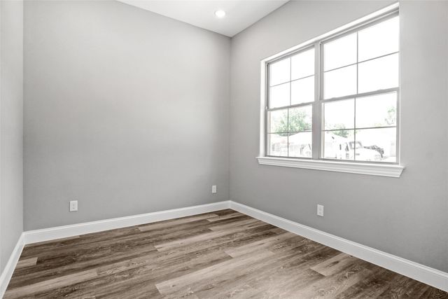 817 E 2nd Street, Weatherford, TX 76086