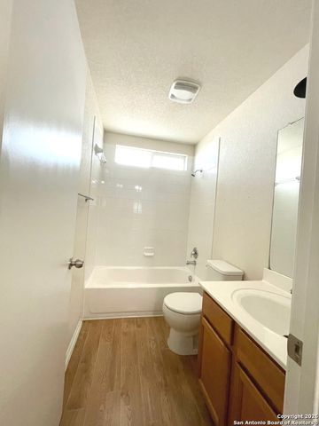 11323 Creek Eagle, San Antonio, TX 78245