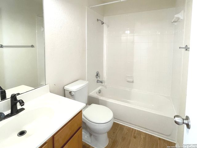 11323 Creek Eagle, San Antonio, TX 78245