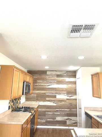 11323 Creek Eagle, San Antonio, TX 78245