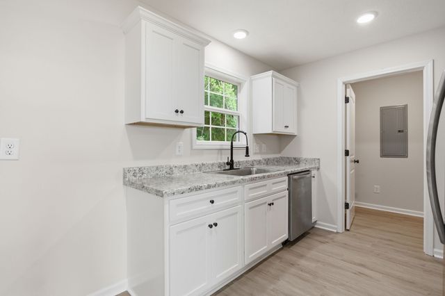1765 Old Belfast Rd, Lewisburg, TN 37091