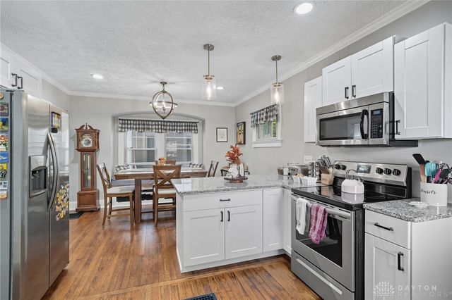 2467 S Dixie Drive, Dayton, OH 45409