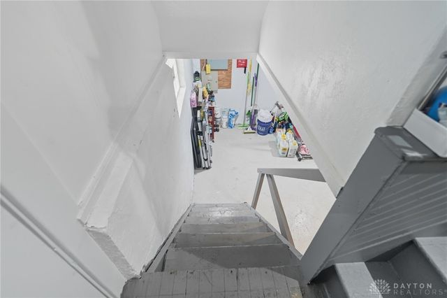 2467 S Dixie Drive, Dayton, OH 45409