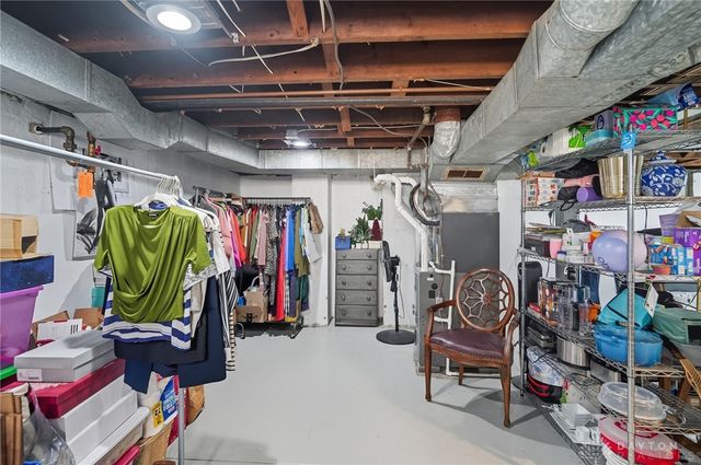 2467 S Dixie Drive, Dayton, OH 45409