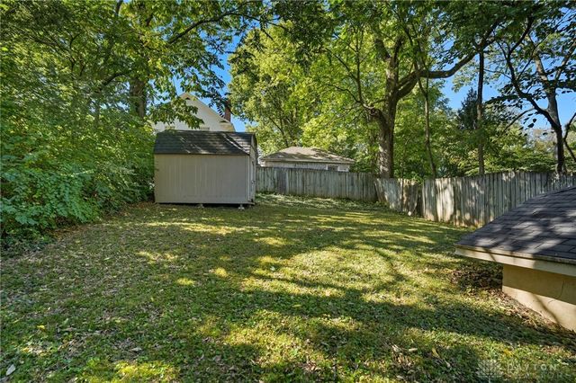 2467 S Dixie Drive, Dayton, OH 45409