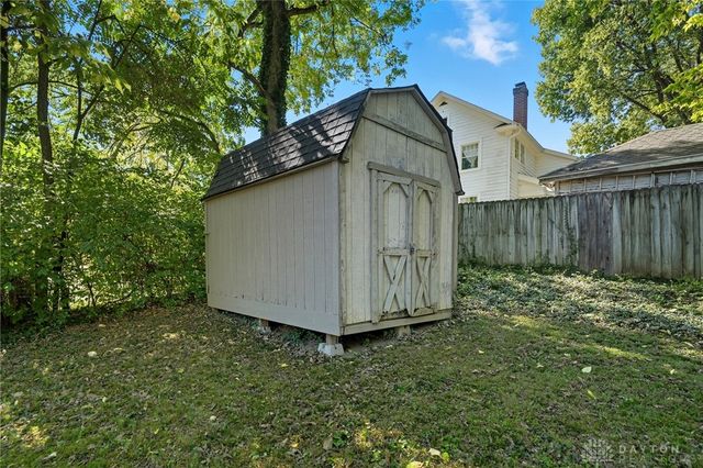 2467 S Dixie Drive, Dayton, OH 45409