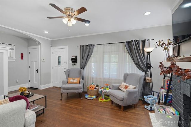 2467 S Dixie Drive, Dayton, OH 45409