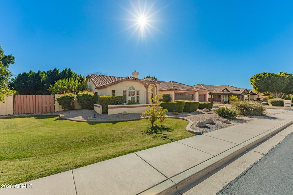 Image 28 of property listing at 4449 E ELMWOOD Street, Mesa, AZ 85205