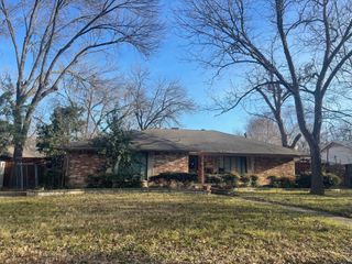 8368 San Cristobal Drive, Dallas, TX 75218