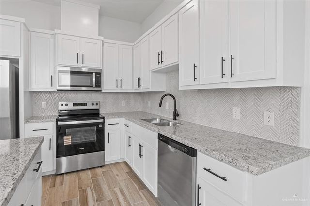 2300 Cardinal Drive, Weslaco, TX 78599