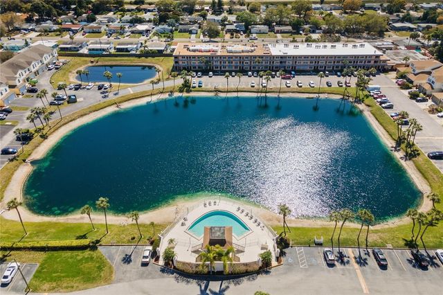 6400 46TH AVENUE N 16, Kenneth City, FL 33709