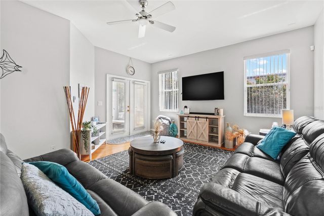 6400 46TH AVENUE N 16, Kenneth City, FL 33709