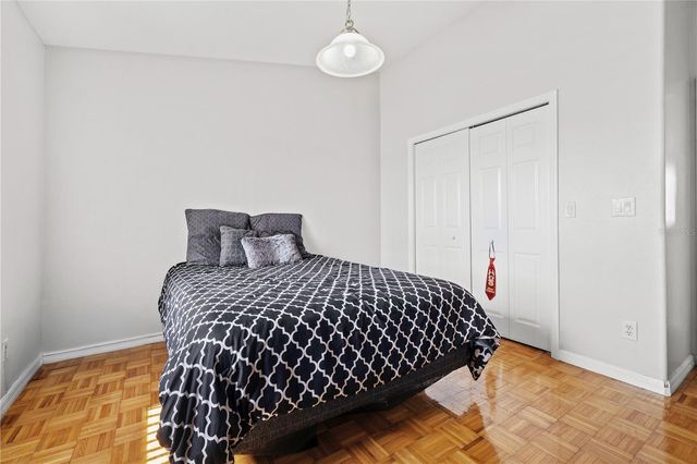 6400 46TH AVENUE N 16, Kenneth City, FL 33709