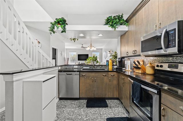 6400 46TH AVENUE N 16, Kenneth City, FL 33709