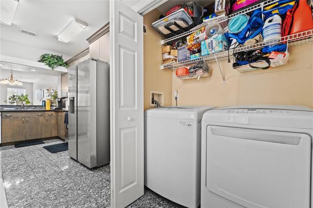 6400 46TH AVENUE N 16, Kenneth City, FL 33709