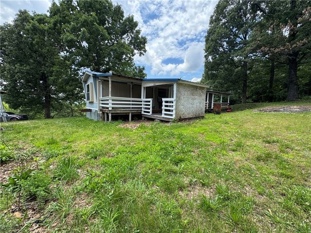 83 NC 2813, Marble Falls, AR 72648