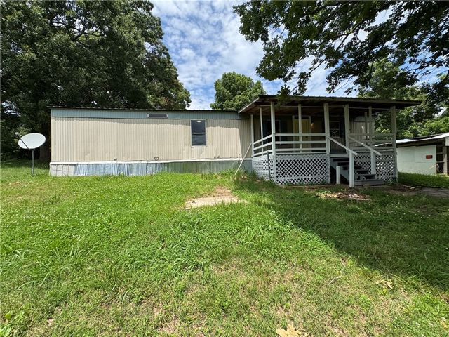 83 NC 2813, Marble Falls, AR 72648