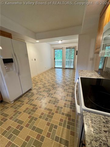 830 Lower Chester Road, Charleston, WV 25302