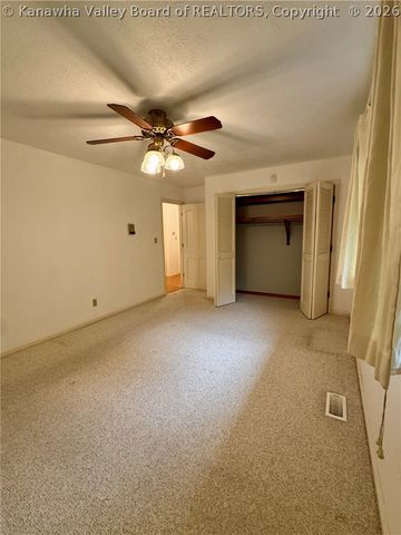 830 Lower Chester Road, Charleston, WV 25302