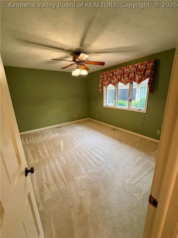 830 Lower Chester Road, Charleston, WV 25302