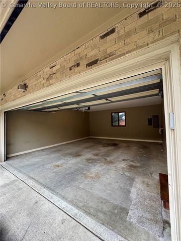 830 Lower Chester Road, Charleston, WV 25302