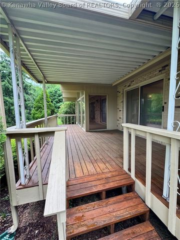 830 Lower Chester Road, Charleston, WV 25302