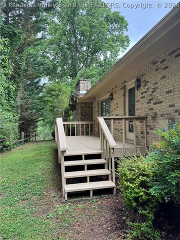 830 Lower Chester Road, Charleston, WV 25302