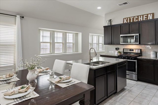 305 Hay Barn ST, San Marcos, TX 78666