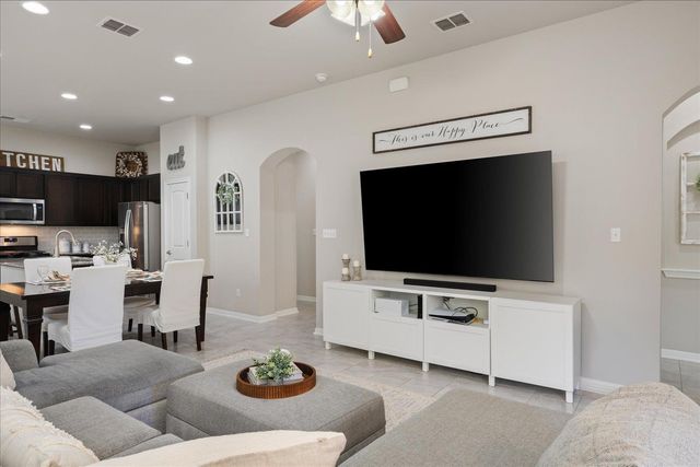 305 Hay Barn ST, San Marcos, TX 78666