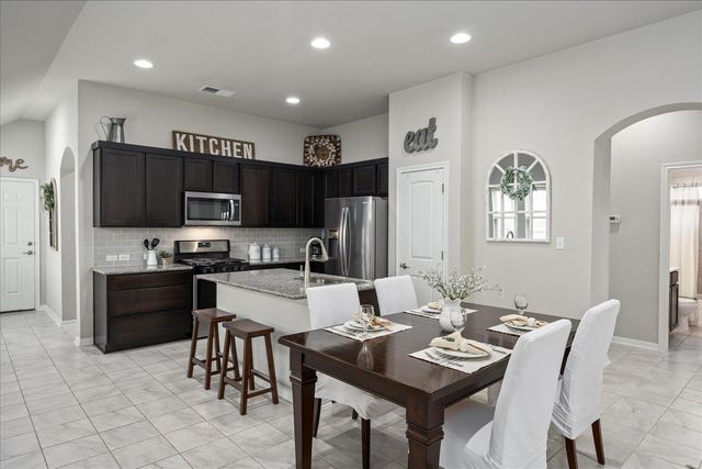 305 Hay Barn ST, San Marcos, TX 78666