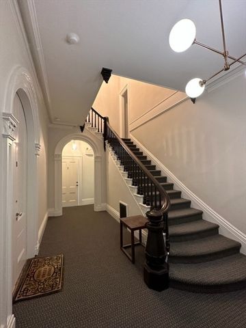 73 Elm Road 3, Newton, MA 02460