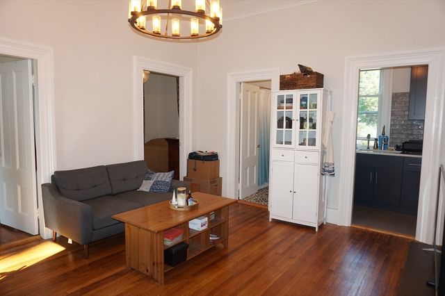 73 Elm Road 3, Newton, MA 02460