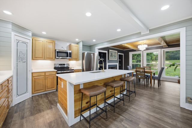 8178 Savannah Hills Drive, Ooltewah, TN 37363