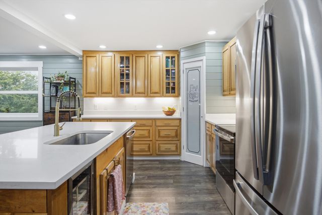 8178 Savannah Hills Drive, Ooltewah, TN 37363