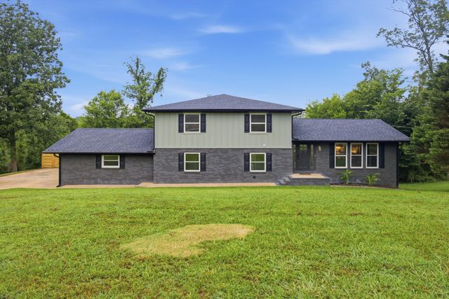 8178 Savannah Hills Drive, Ooltewah, TN 37363