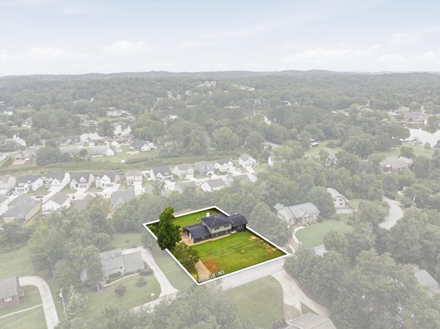 8178 Savannah Hills Drive, Ooltewah, TN 37363