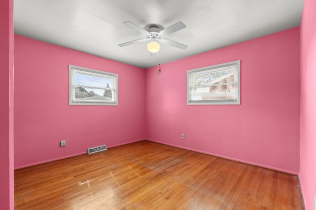 3233 Grange Road, Trenton, MI 48183